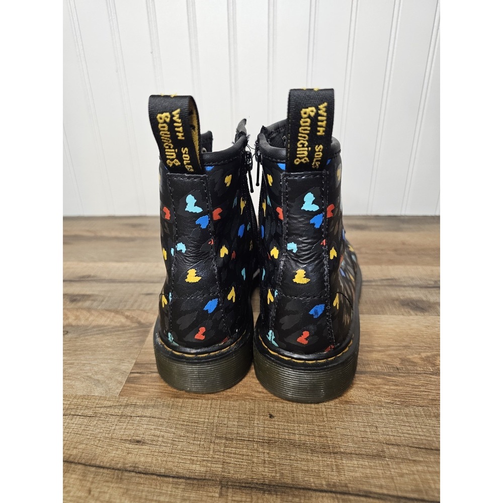 Dr. Martens Heart Printed Leather Combat Boots Youth Girls Size 4 #1460 - Picture 3 of 11